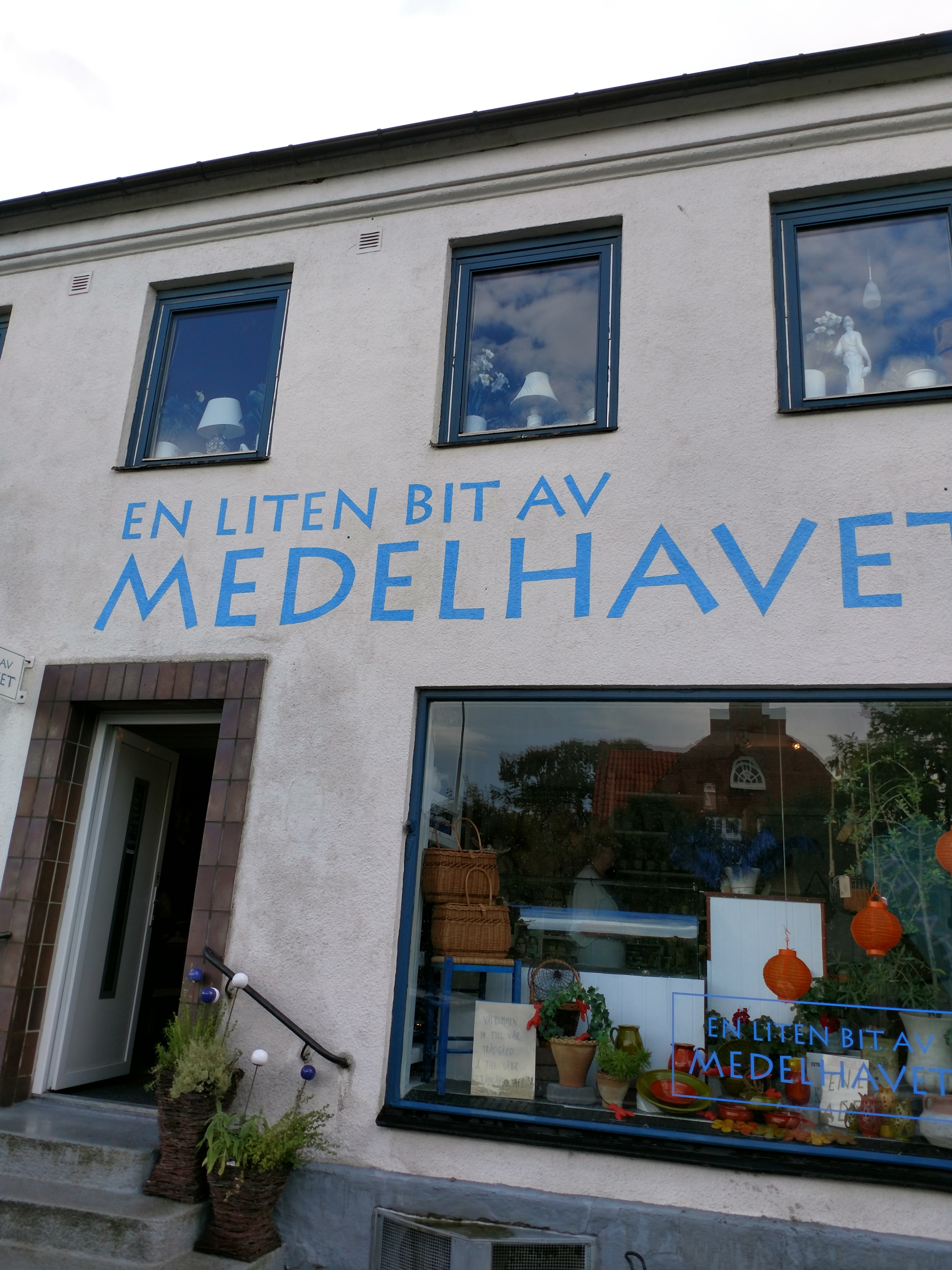 20170827 En liten bit... fasaden